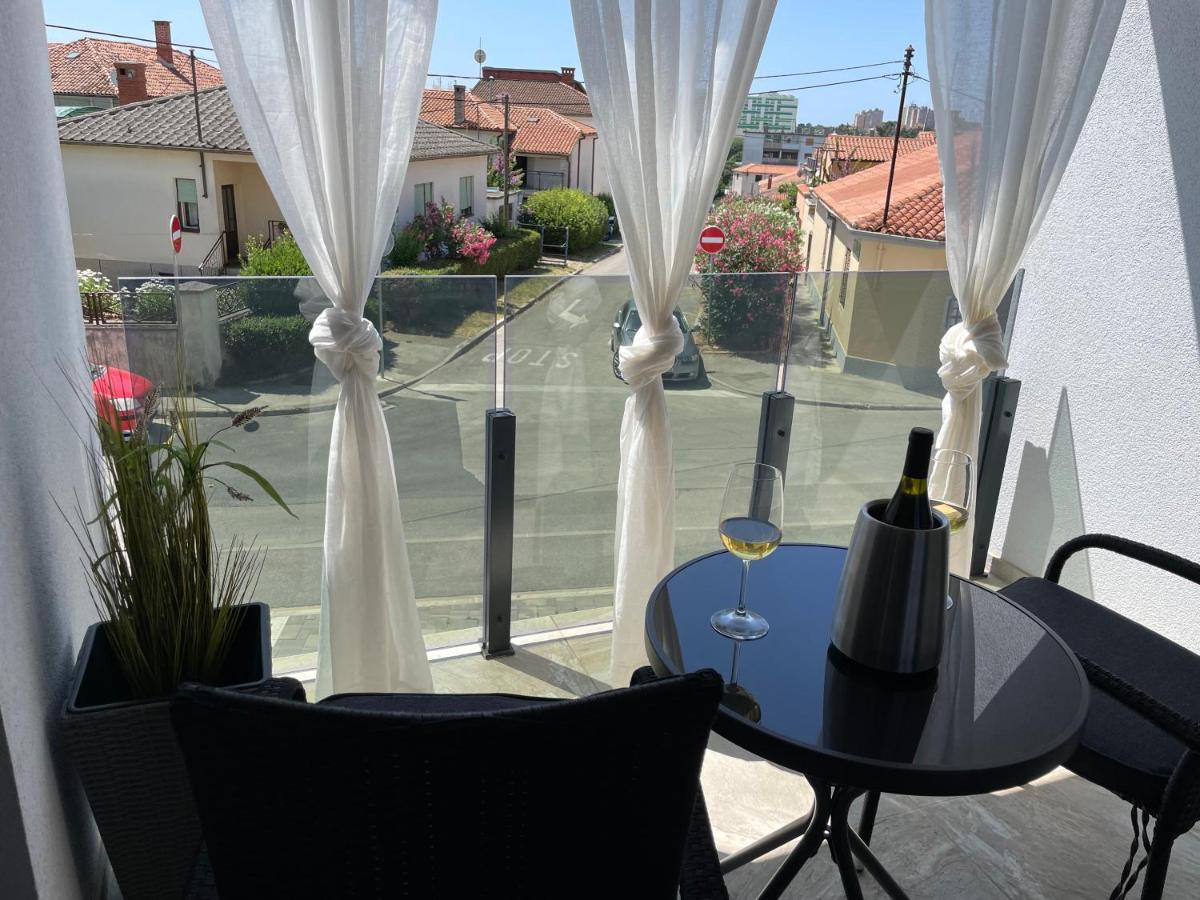 Giovanna Apartment With Terrace And Free Parking Πούλα Εξωτερικό φωτογραφία